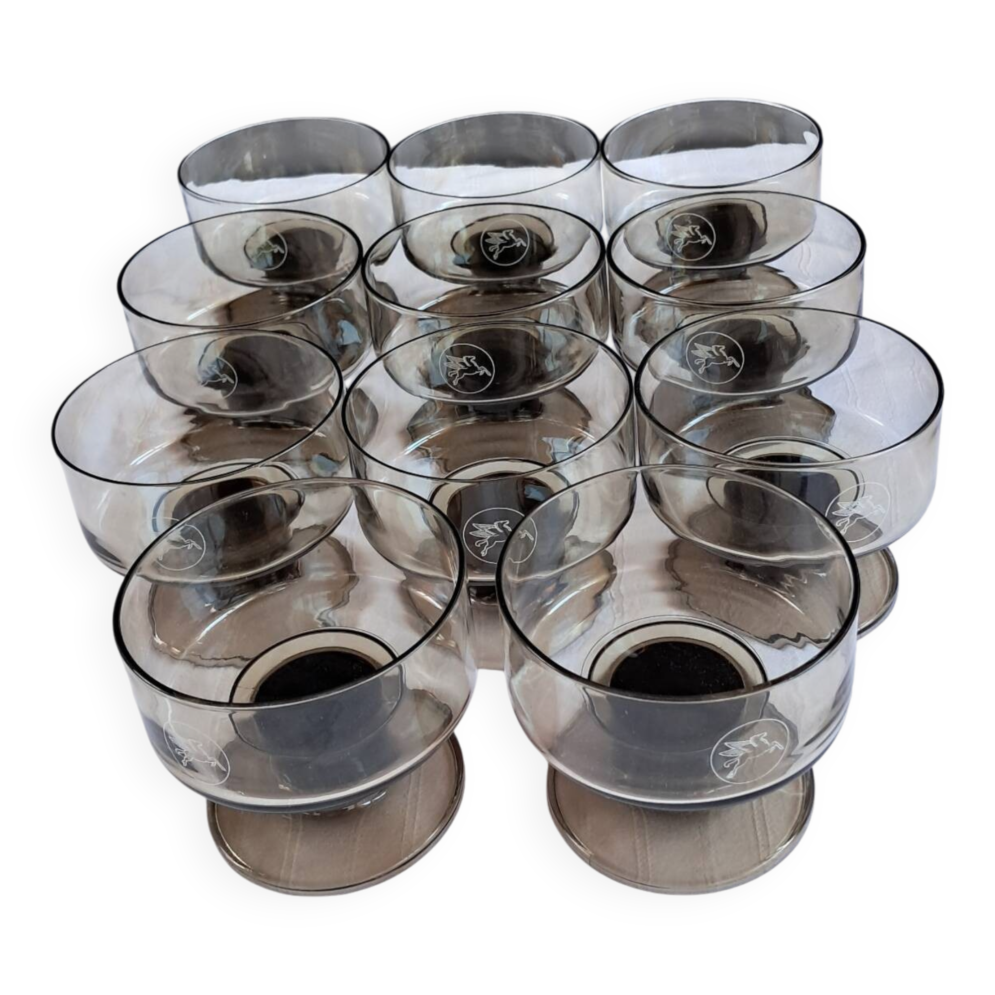 11 Mobil Pegasse coupes