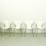 Set of 6 Arne Jacobsen 3207 Armchairs and Dining Table A826 by  Arne Jacobsen for Fritz Hansen