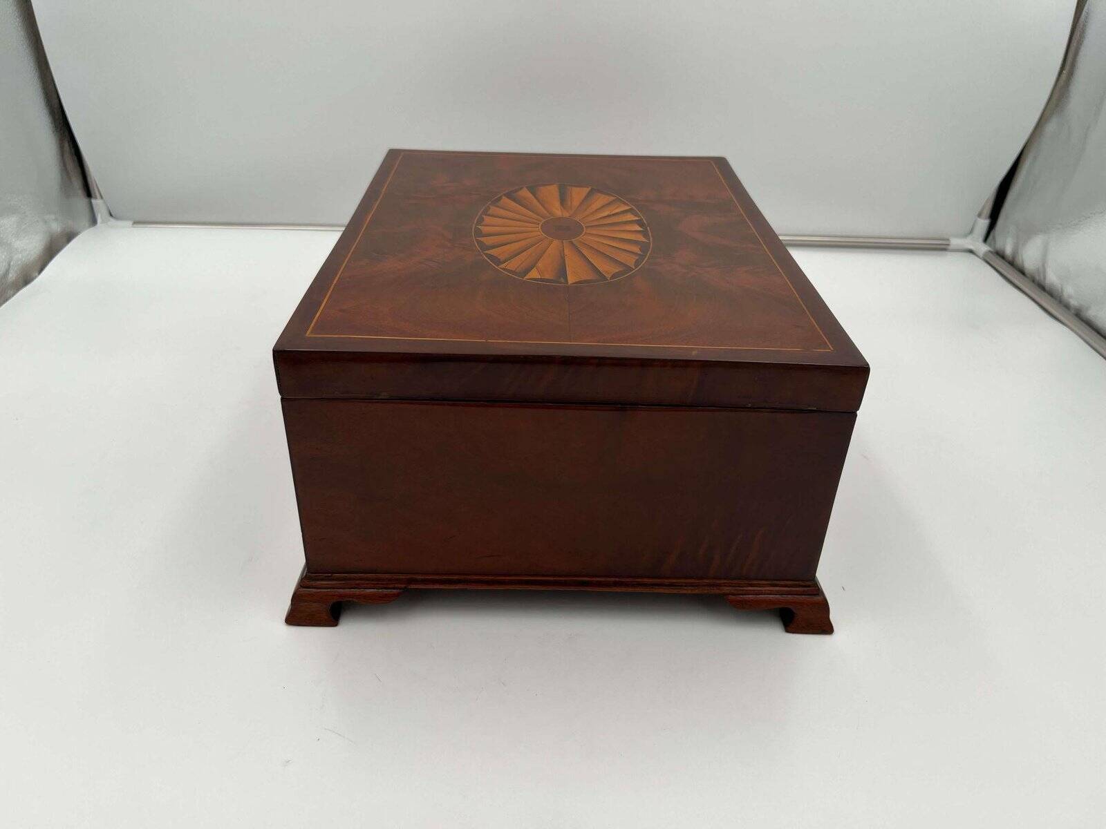 Large Victorian Box in Mahogany & Oak, England, 1840s