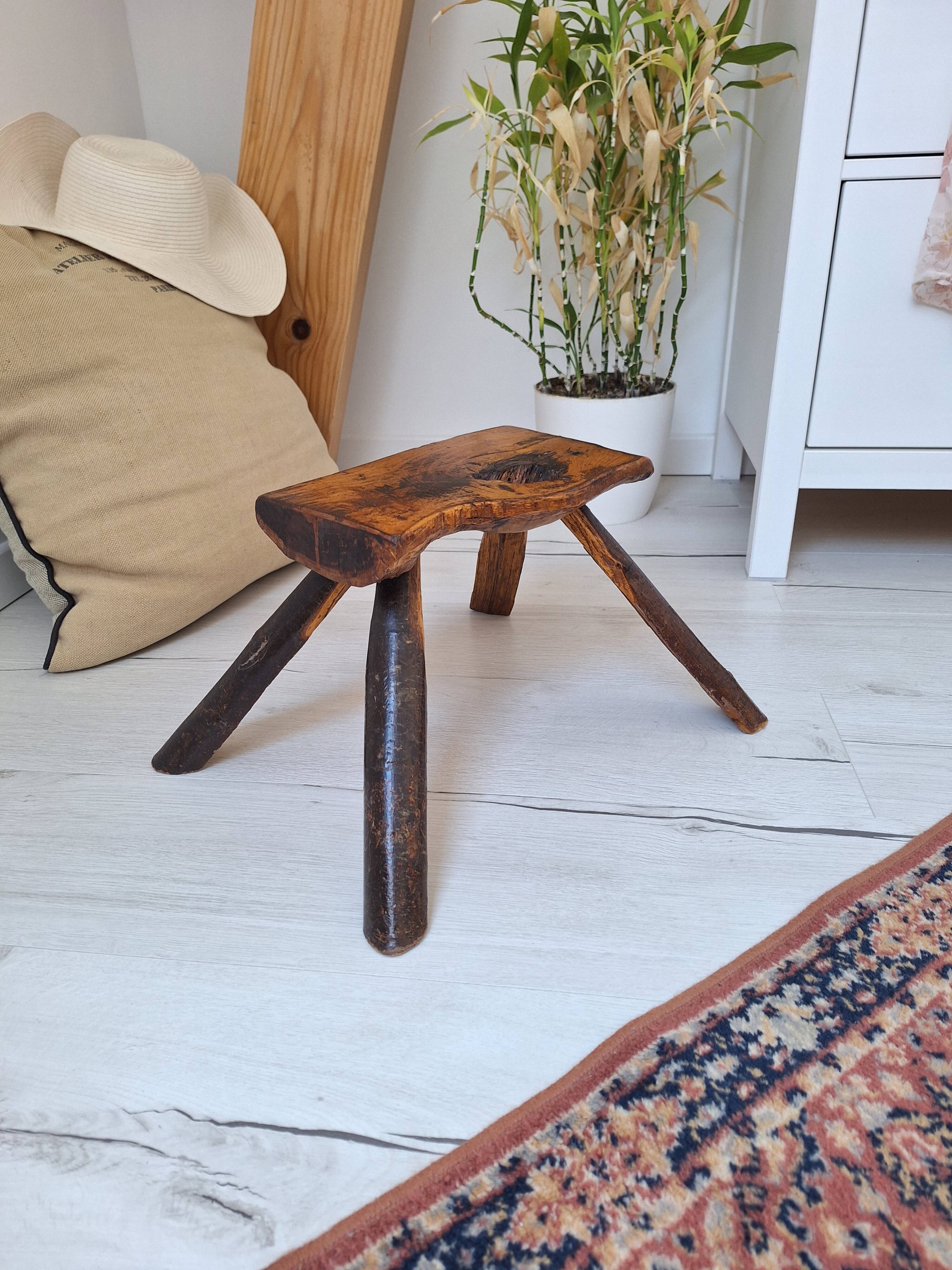 Tabouret de traite brutaliste