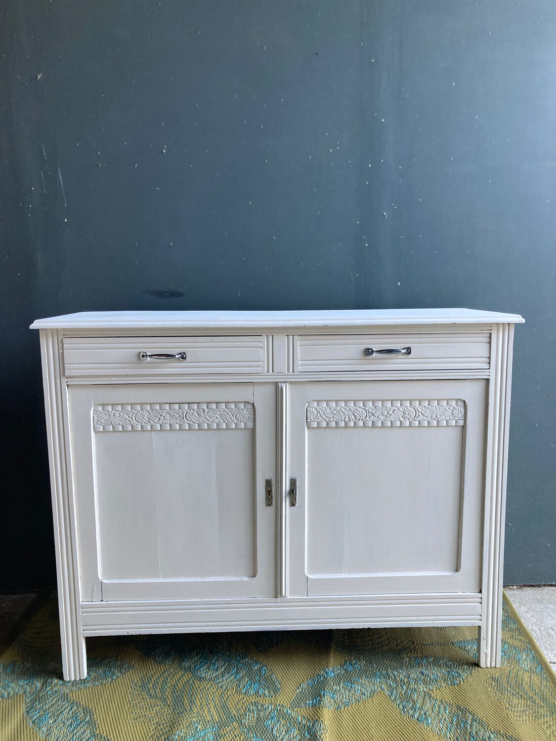 Parisian cream buffet