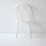 Set of 4 Contemporary White Scandinavian Chairs