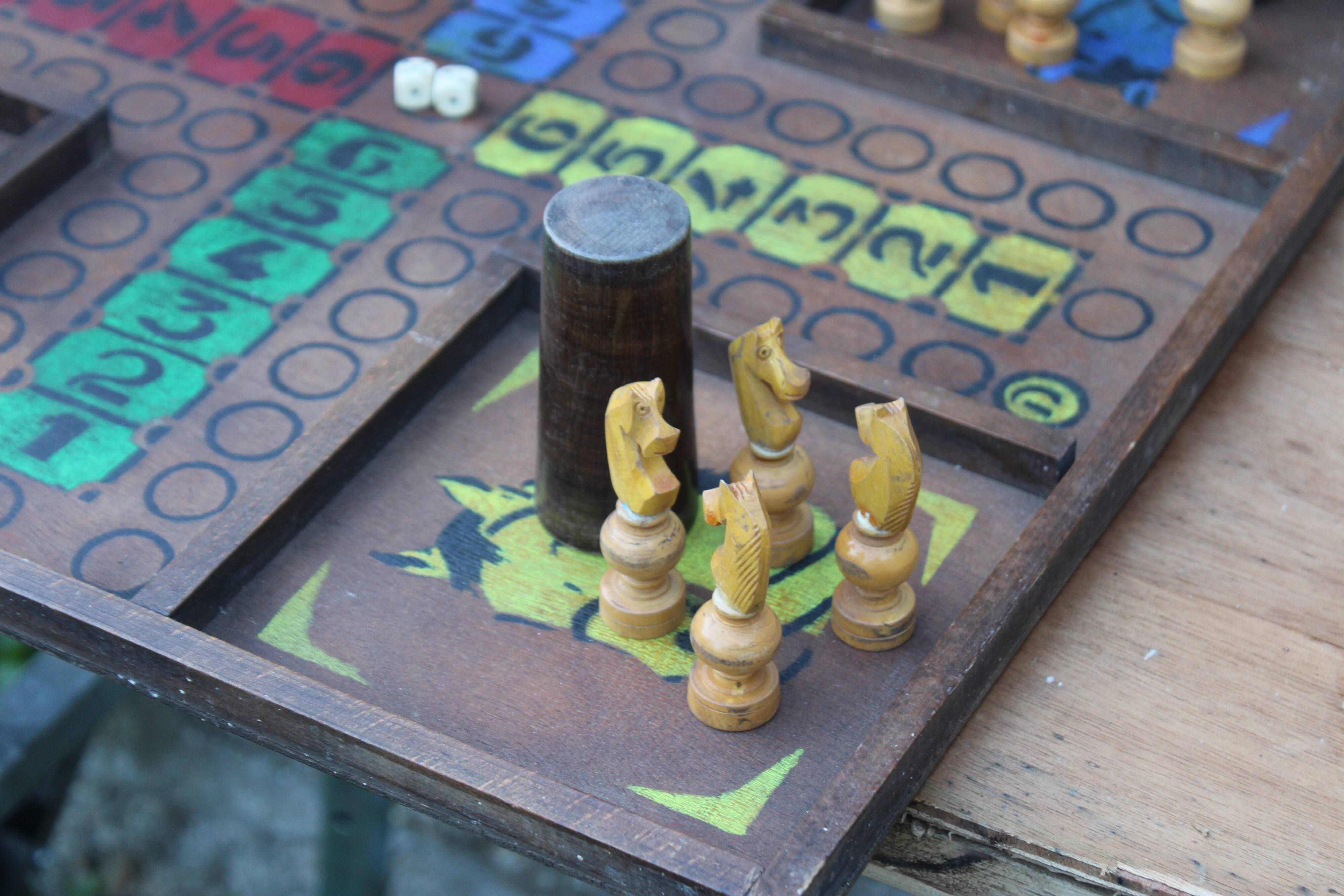 Antique wooden game “Little Horses” – complete with carved horses, goblet