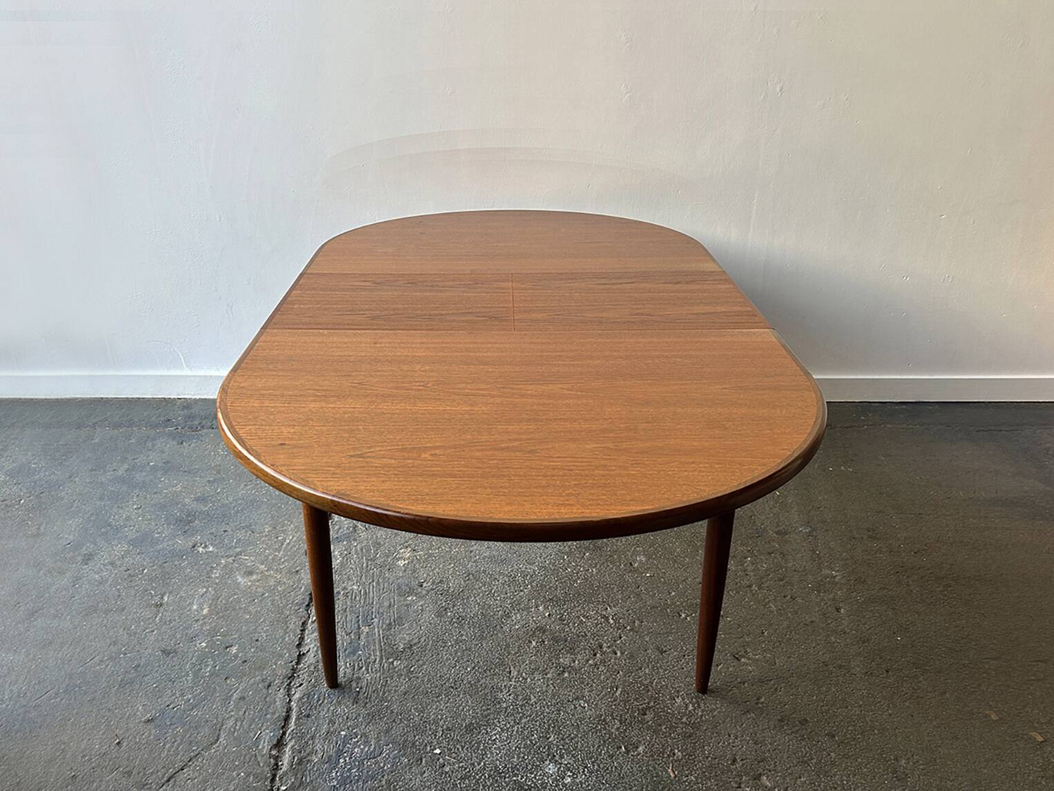 Table à manger ovale extensible vintage G Plan Fresco en teck, années 50