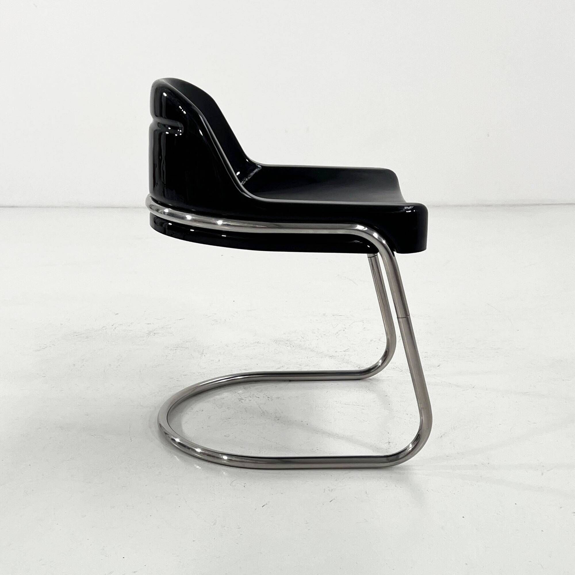 Orix Black Chair by Vittorio Parigi and Nani Prina for Molteni, 1970