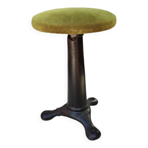 Ancien tabouret industriel
