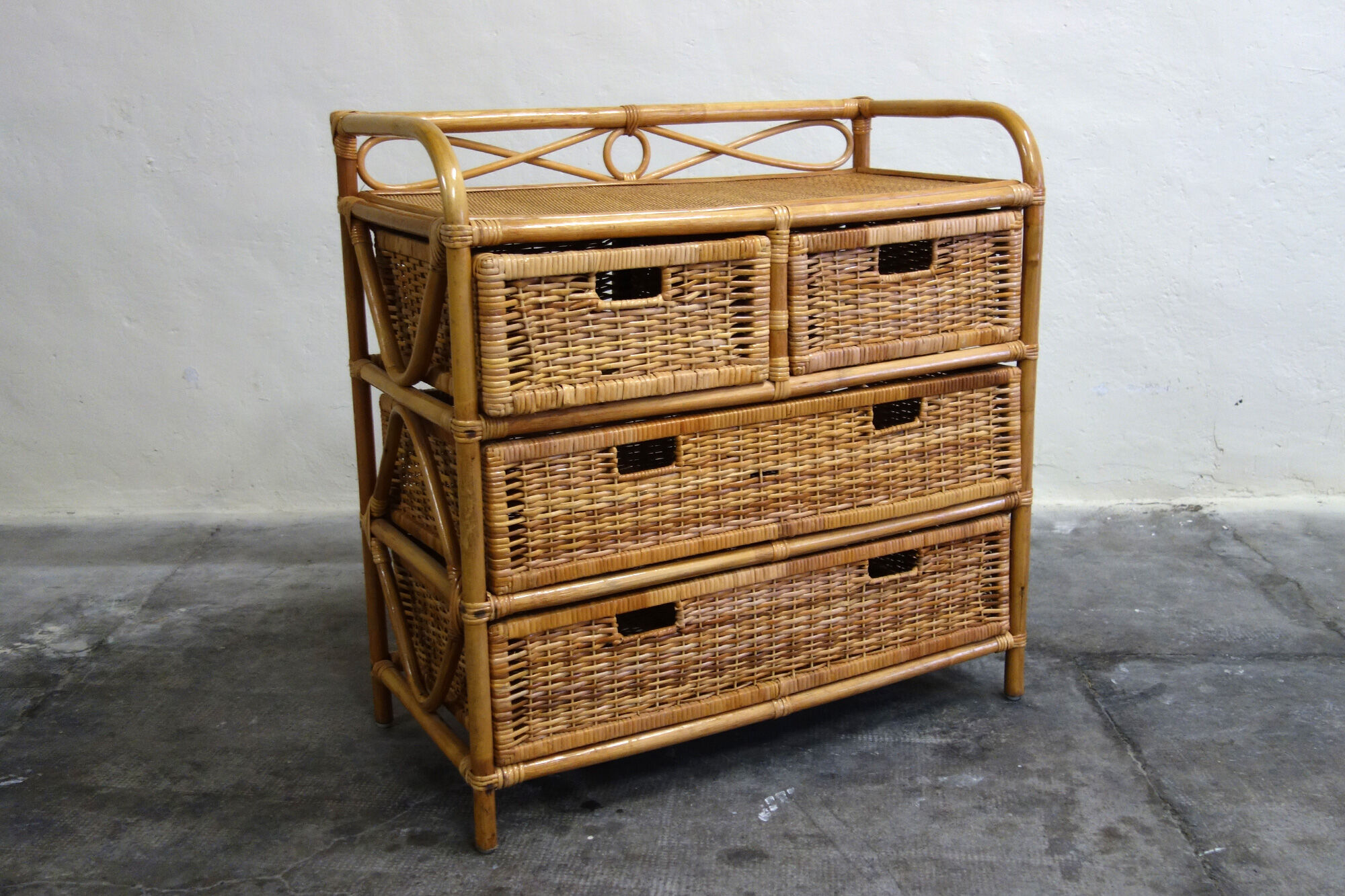 Rattan and bamboo chest of drawers 70s