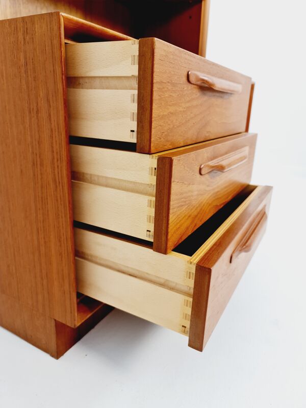 Étagère scandinave avec coffre en placage de teck d’armoire des années 60 par Strobeck design danois