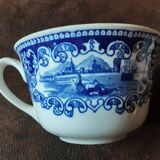 Set of 2 England cups and saucer