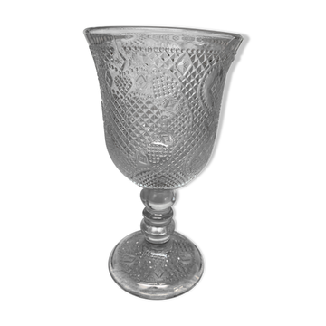 Moulded glass calice