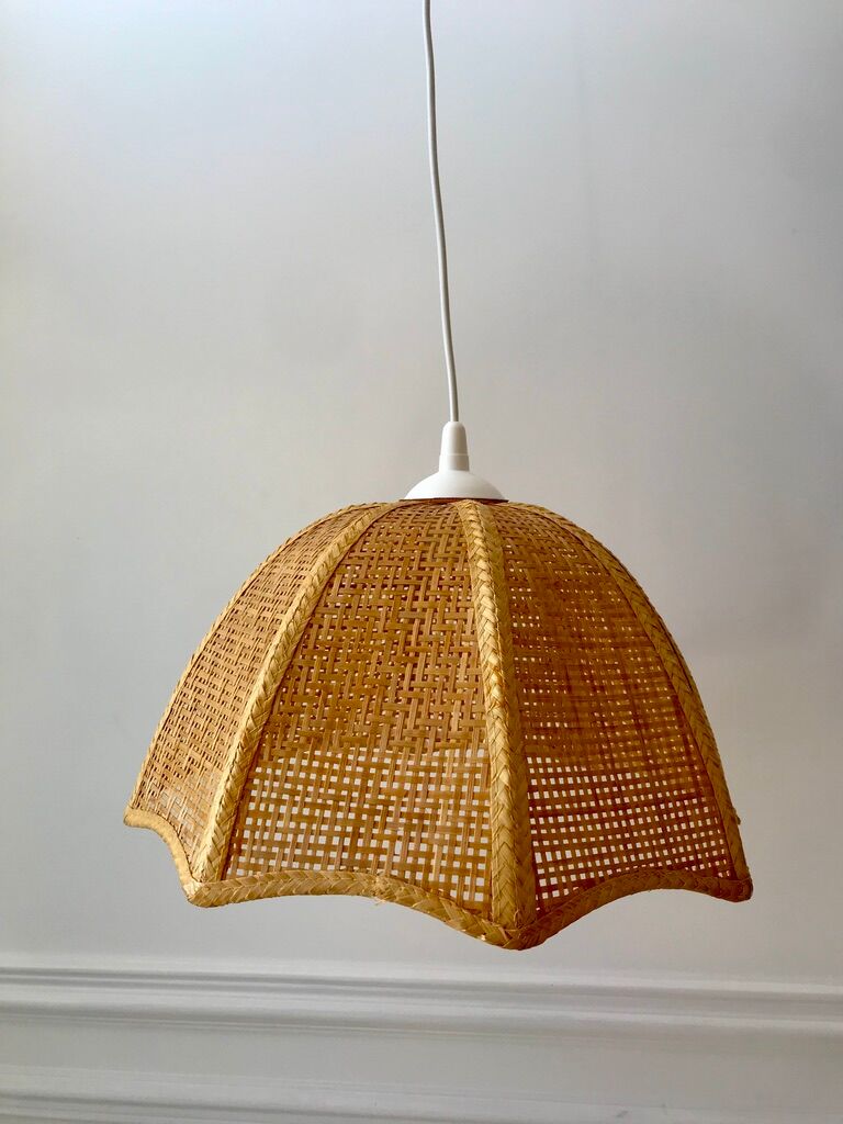 Rattan suspension / petal canning 70s