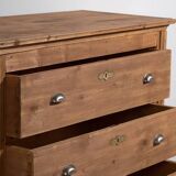Commode ancienne de style provinciale, vers 1920