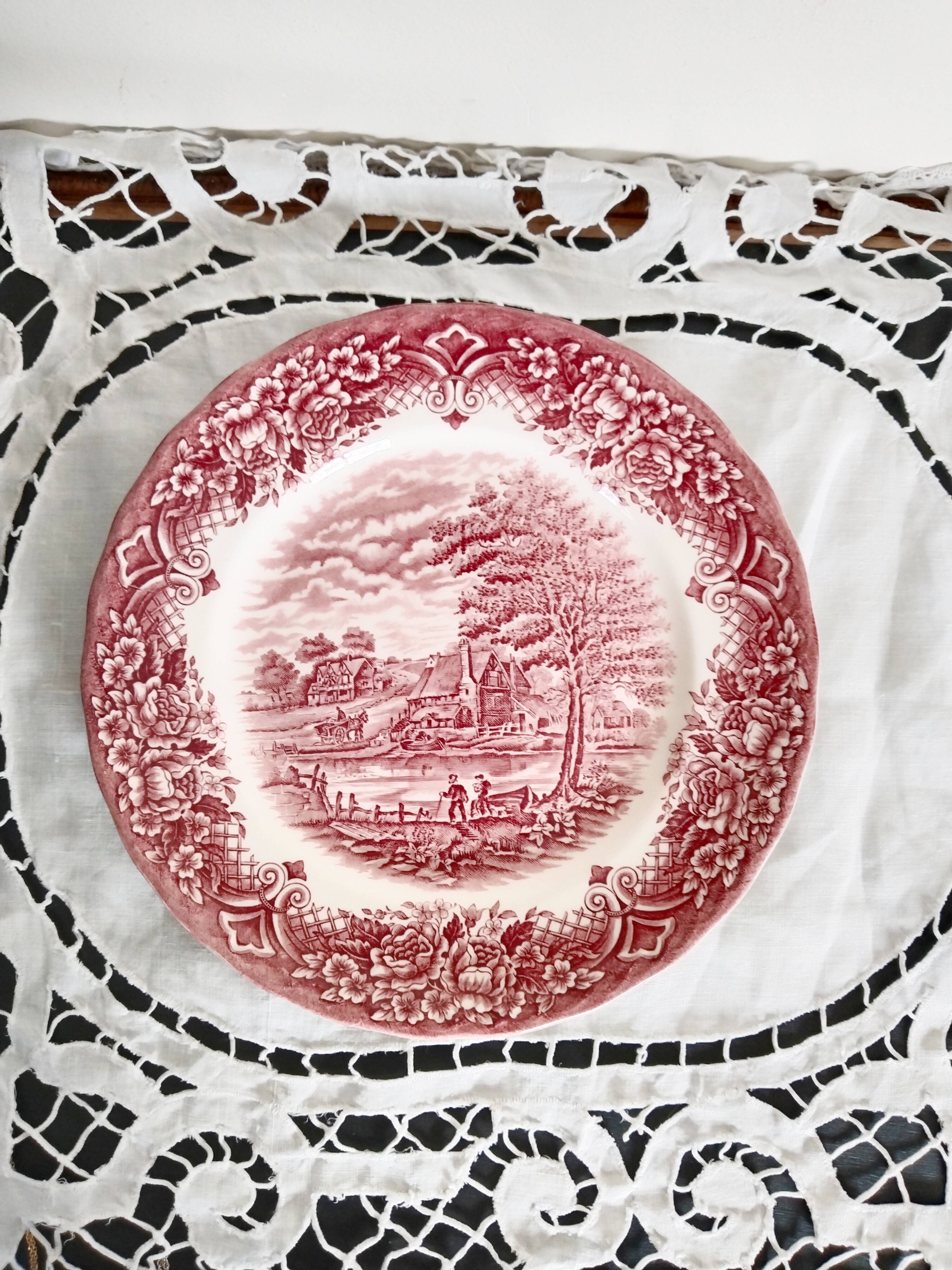 Red English porcelain dinner plate, Grindley, Staffordshire, England