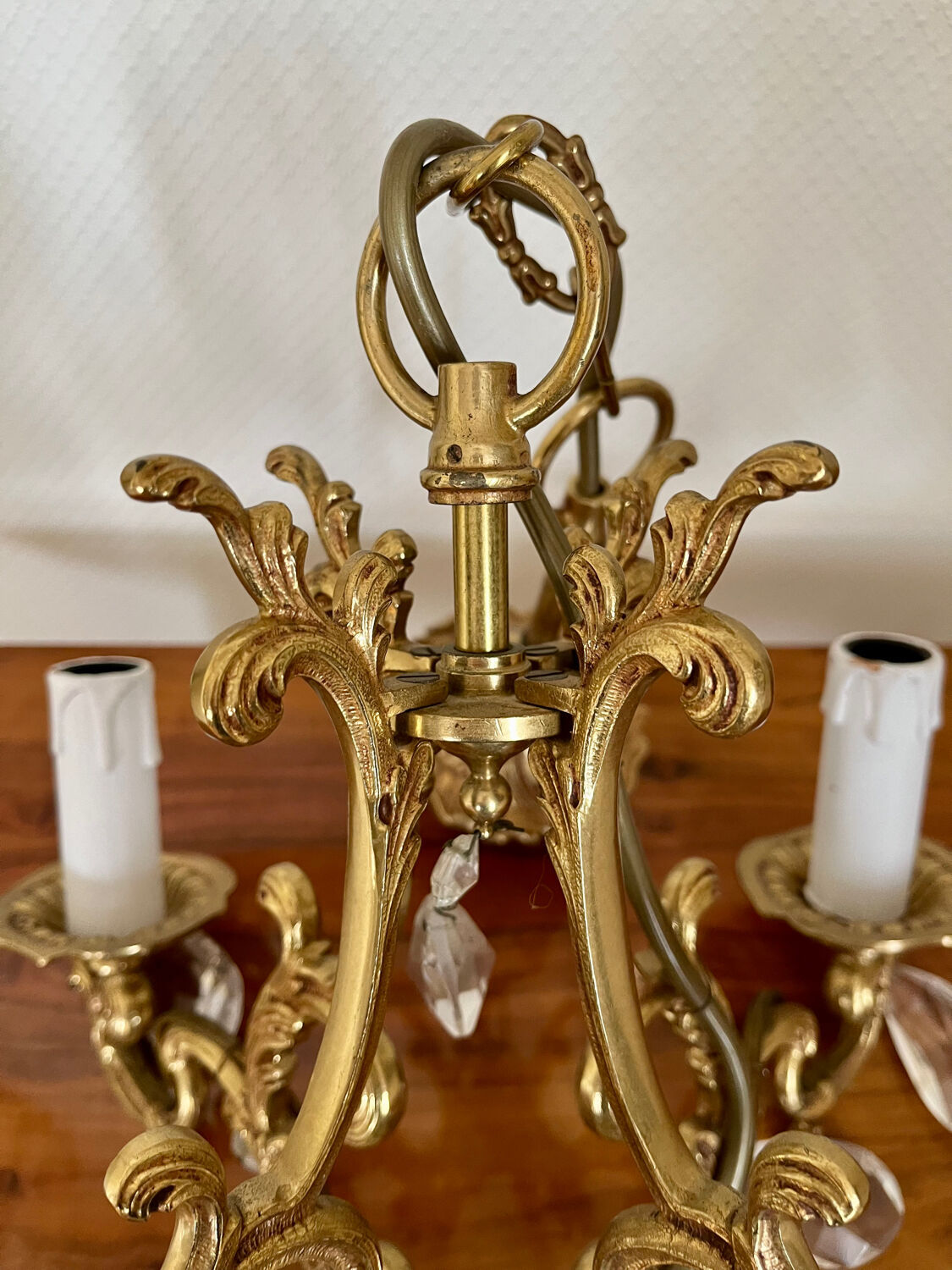 Lustre en bronze doré à pampilles anciennes