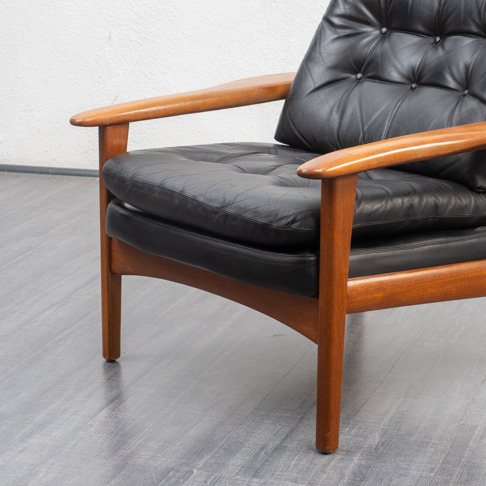 Fauteuil en teck et cuir, vintage, style scandinave