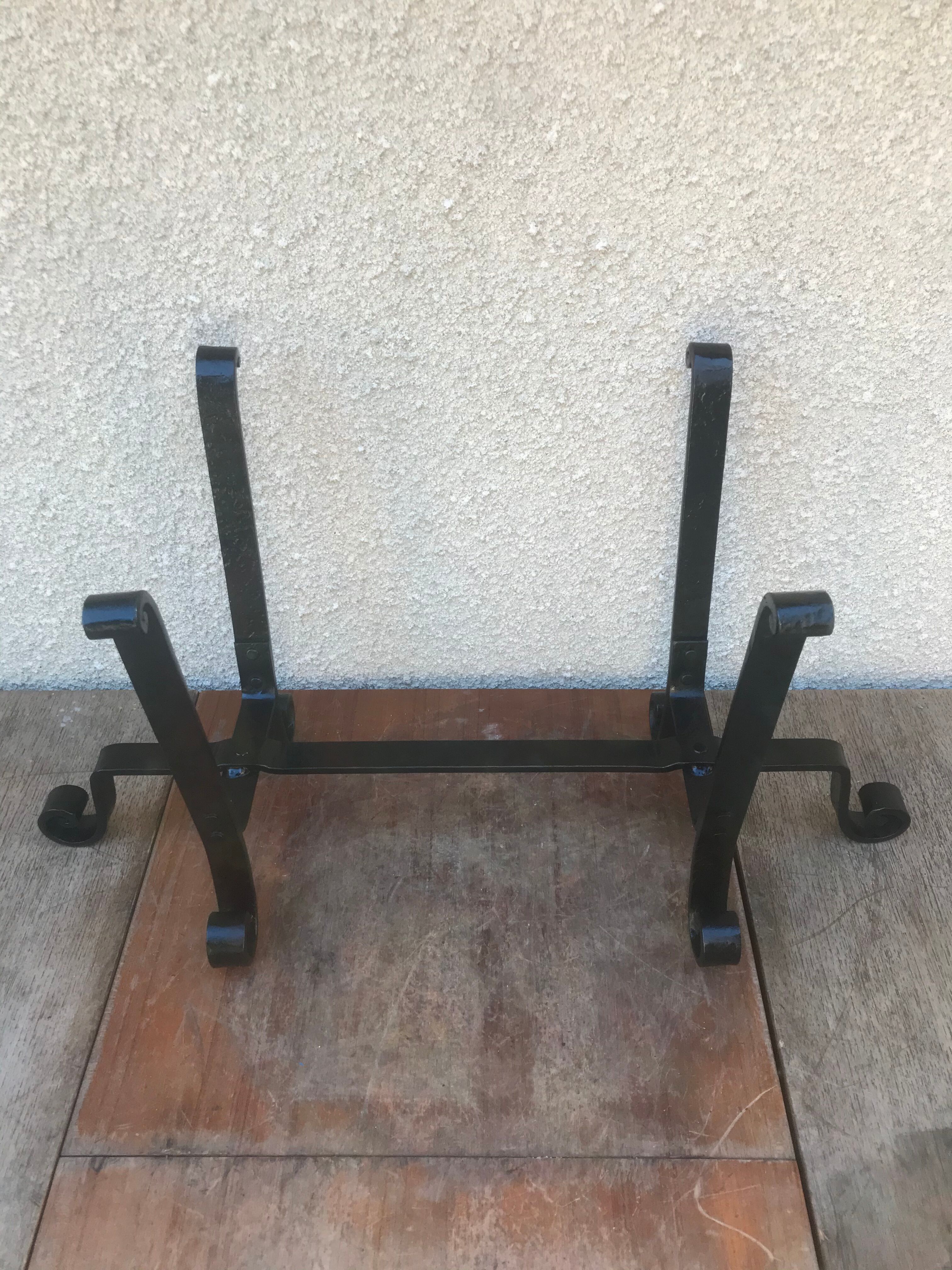 Ancient cast iron log carrier