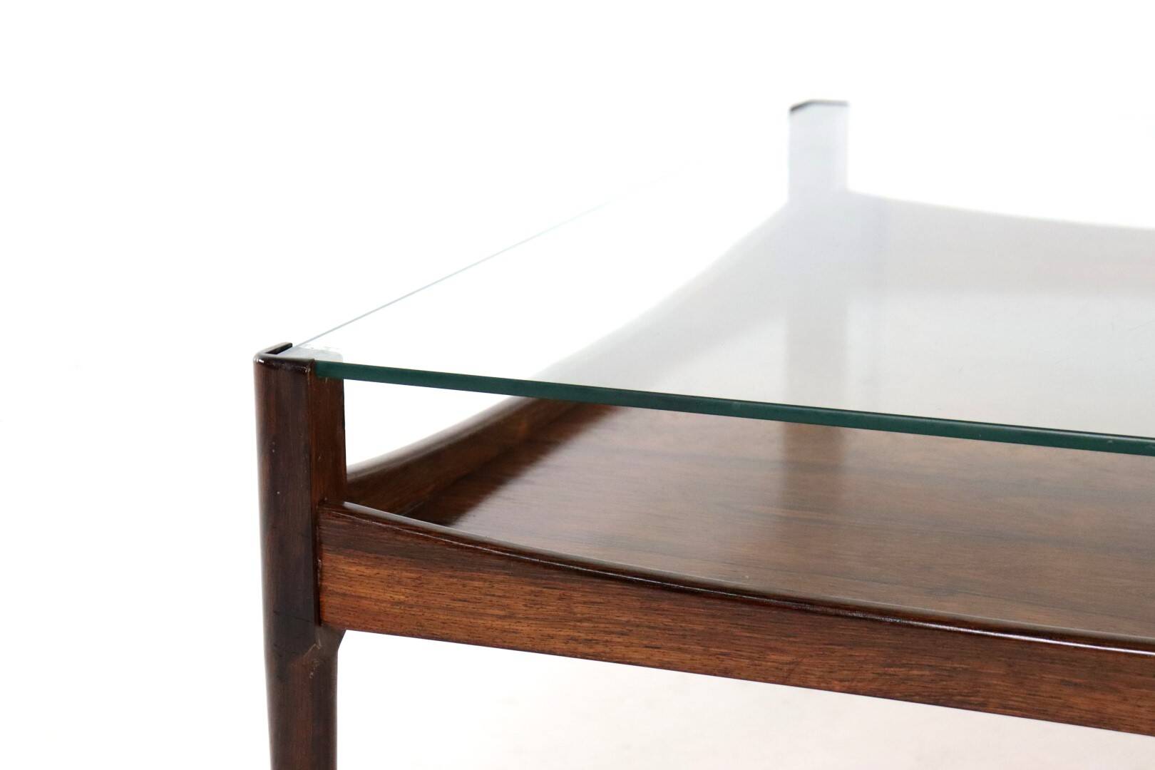 Mid-century rosewood coffee table 'Dokkum'