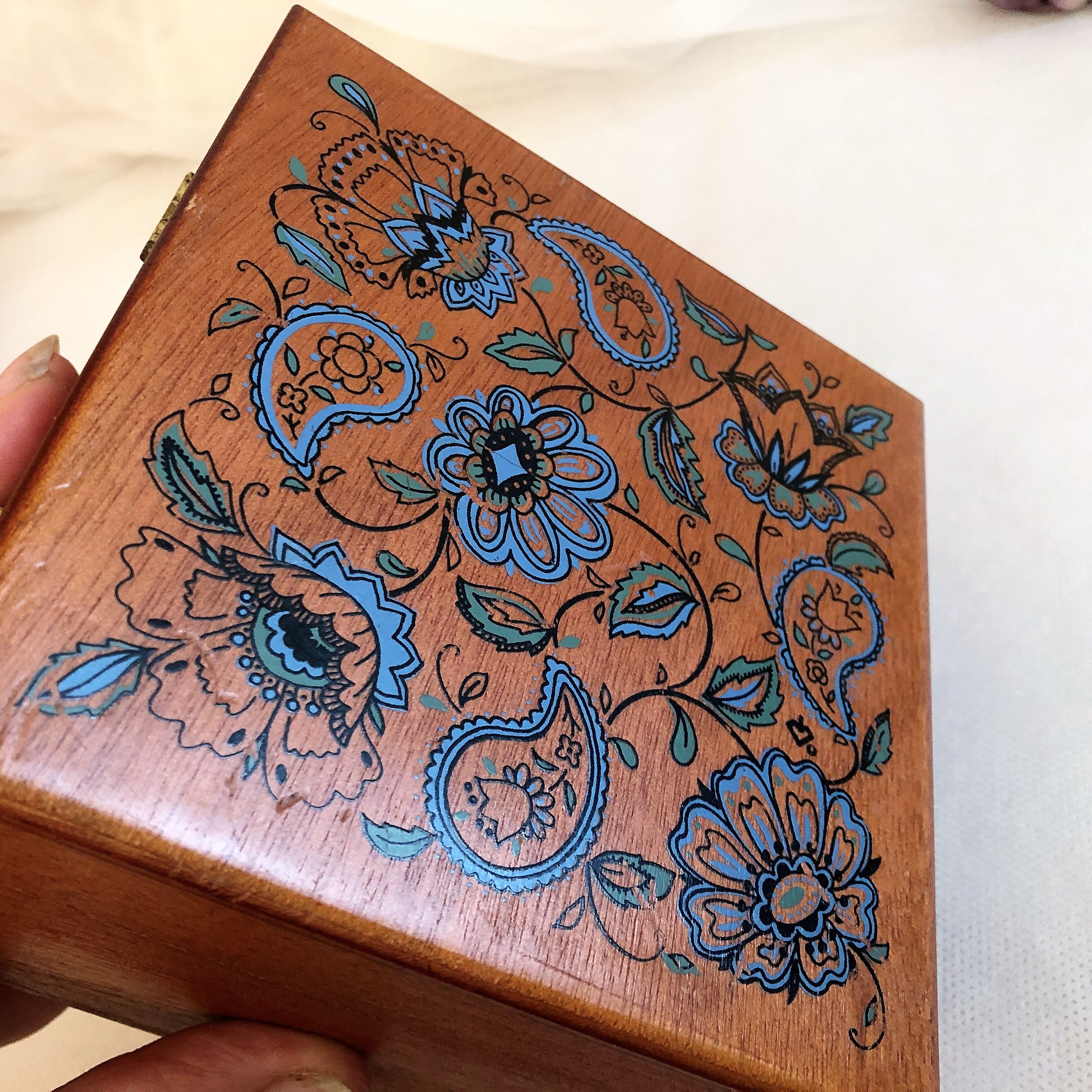 Wooden box