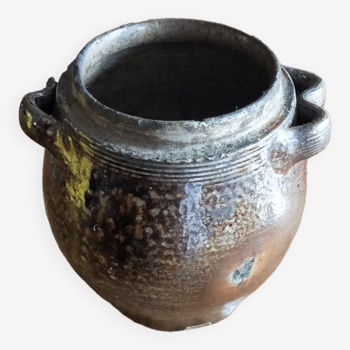 Pot in glazed stoneware
