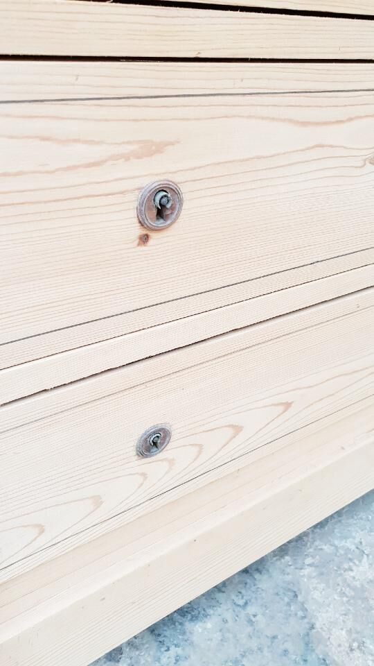Antique pine chest of drawers