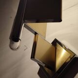 Lámpara de pared metálica. Italia, 1970s.