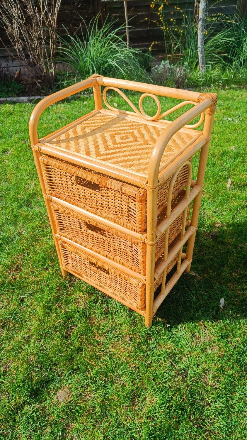 Vintage rattan chest of drawers
