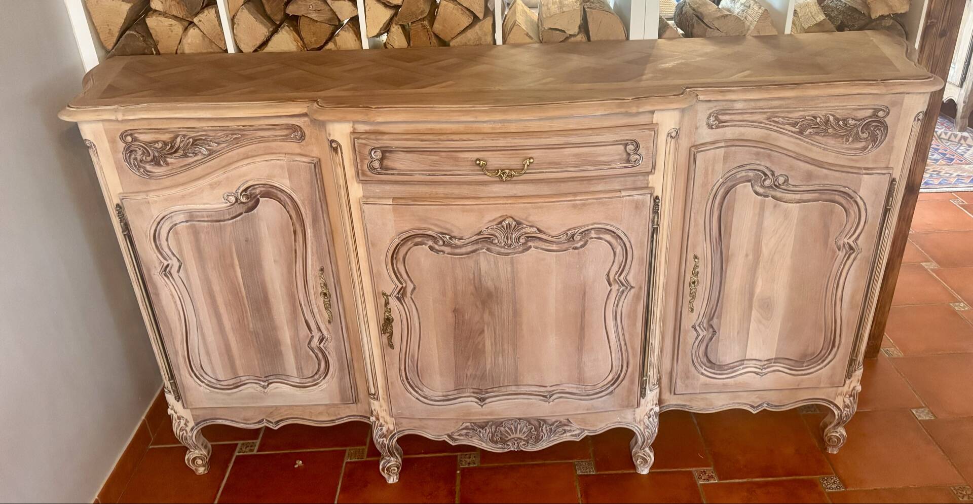 Antique grand buffet in solid oak – Louis XV style – Bleached wood –