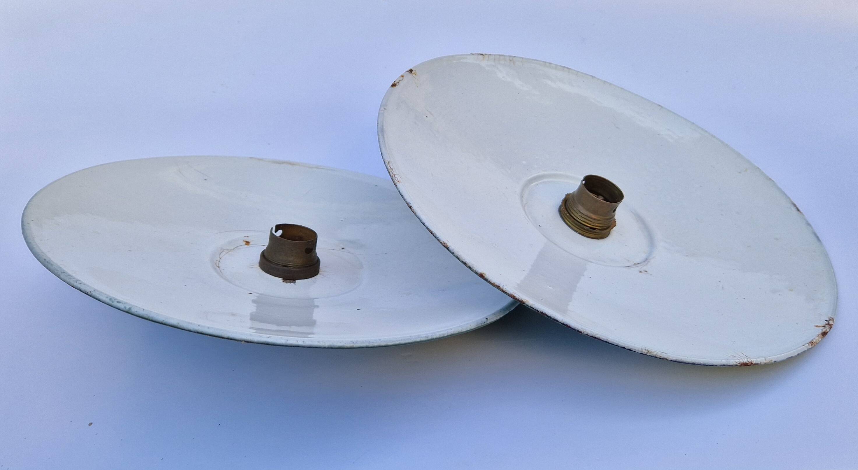 Lot de 2 lampes atelier tôle émaillée verte