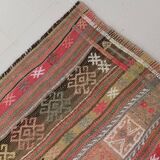 Tapis kilim ancien pastel, teintes délavées rose & vert, charme bohème,