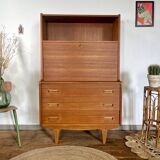 Scandinavian secretary
