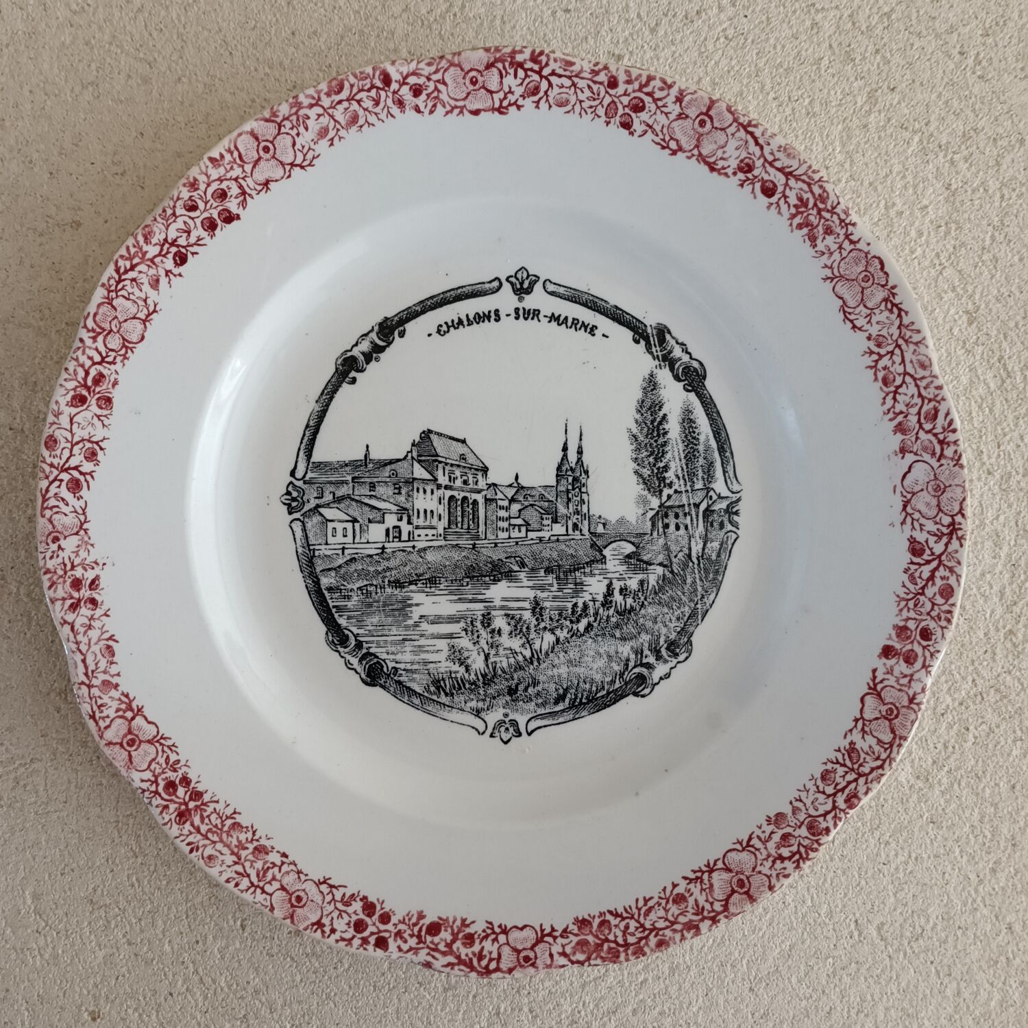 Iron earth plate Châlons-sur-Marne