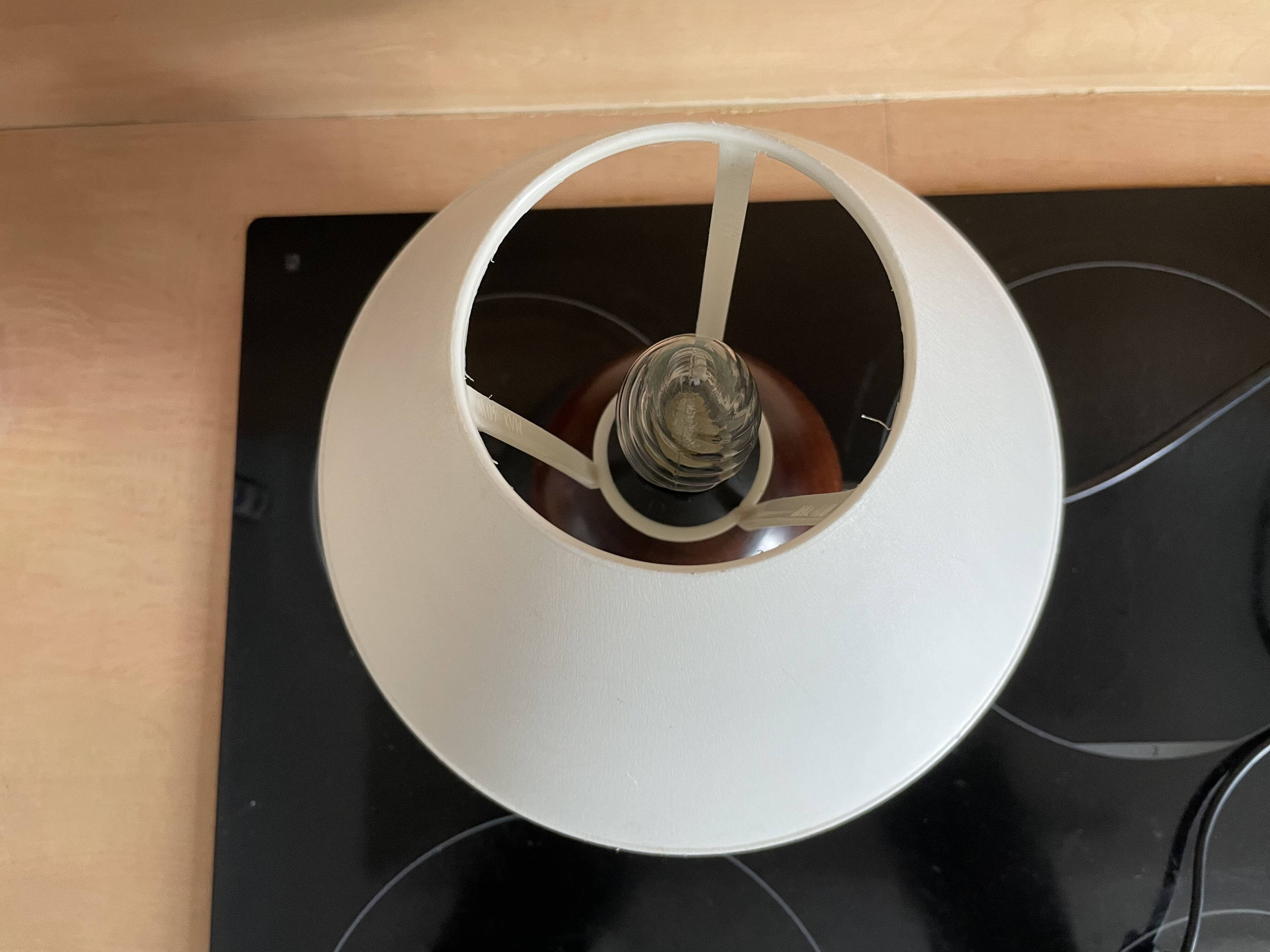 Lampe boule en bois
