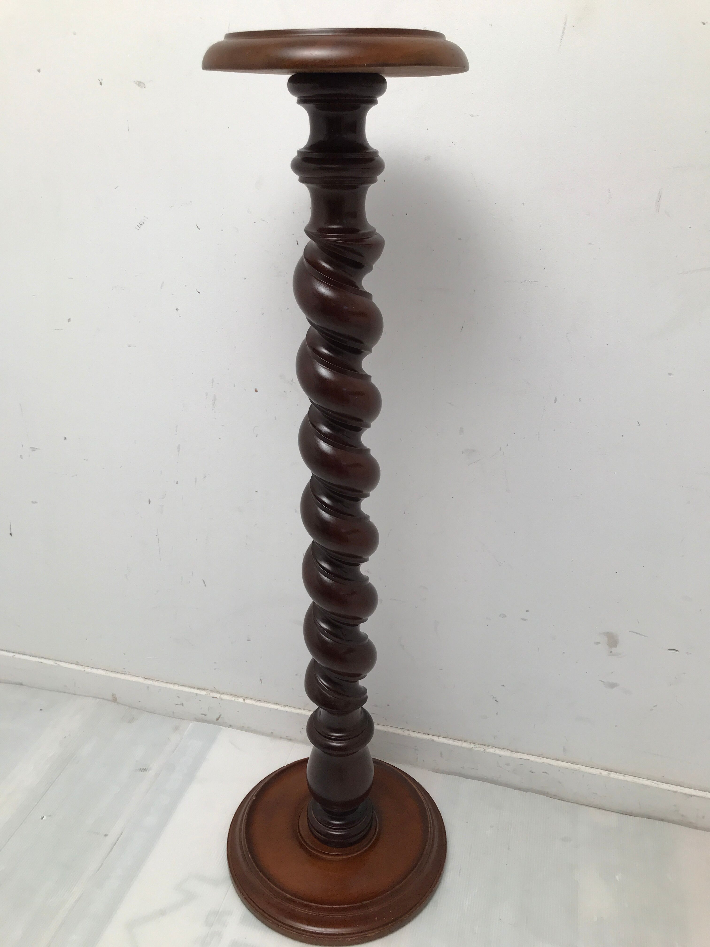 Wooden beech column harness turned 40s