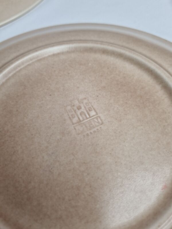 Ensemble de quatre assiettes Terrazzo assorties de la faïencerie de Gien, 22,5 cm