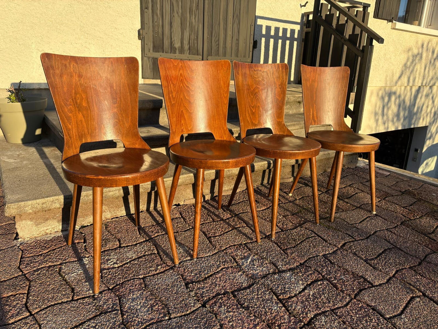 Set of 6 Baumann bistro chairs
