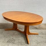 Baumann Oval Table