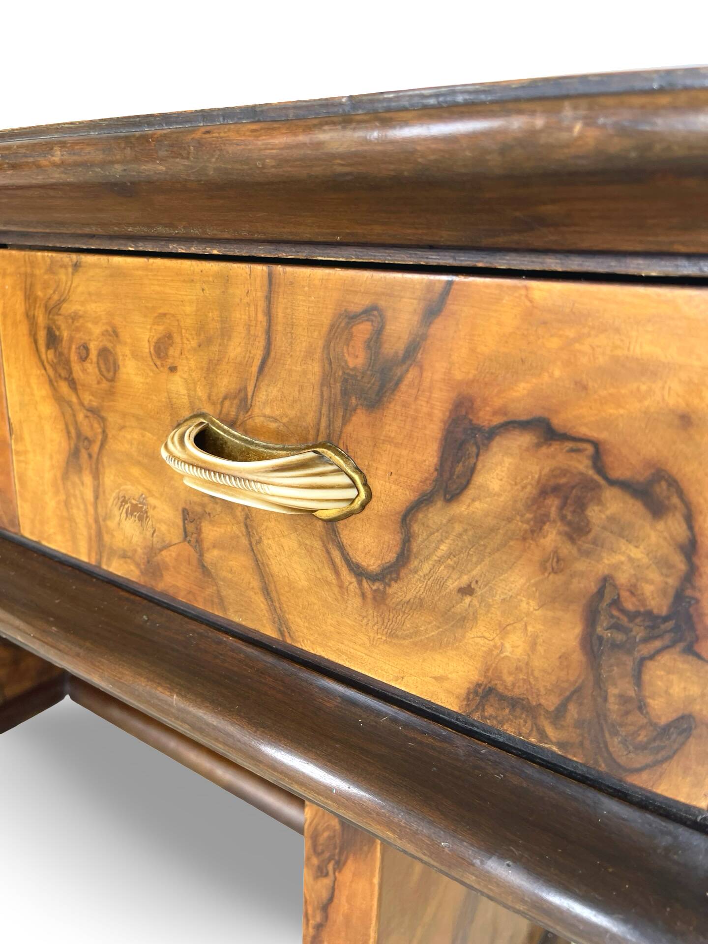 Italian burl walnut art deco console table, 1930s.