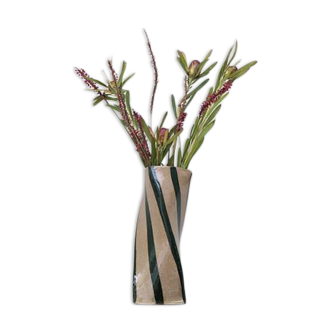 Vase rayé vert