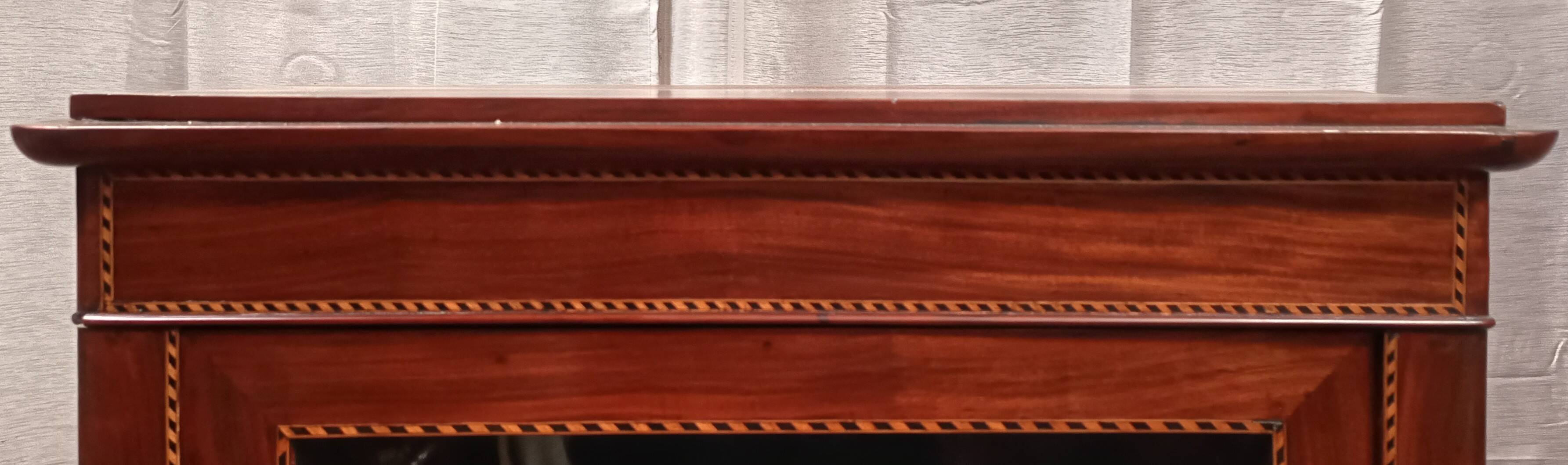 English style display cabinet in marquetry mahogany.