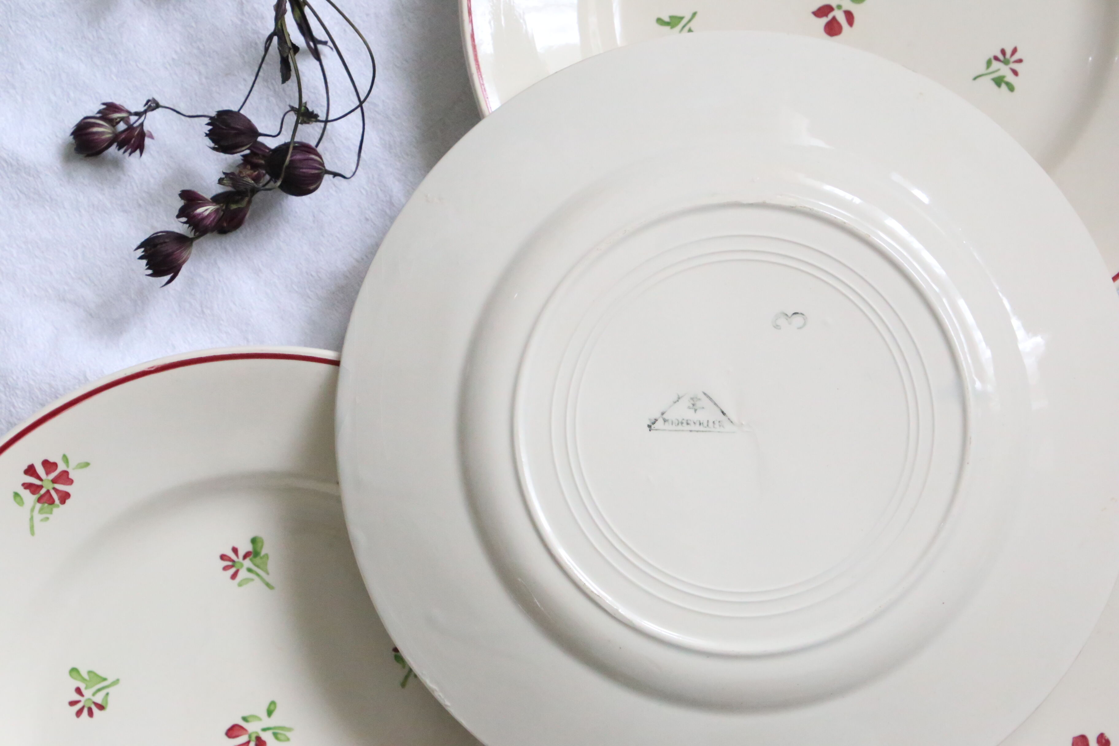 Set of 4 flat plates Niderviller, vintage