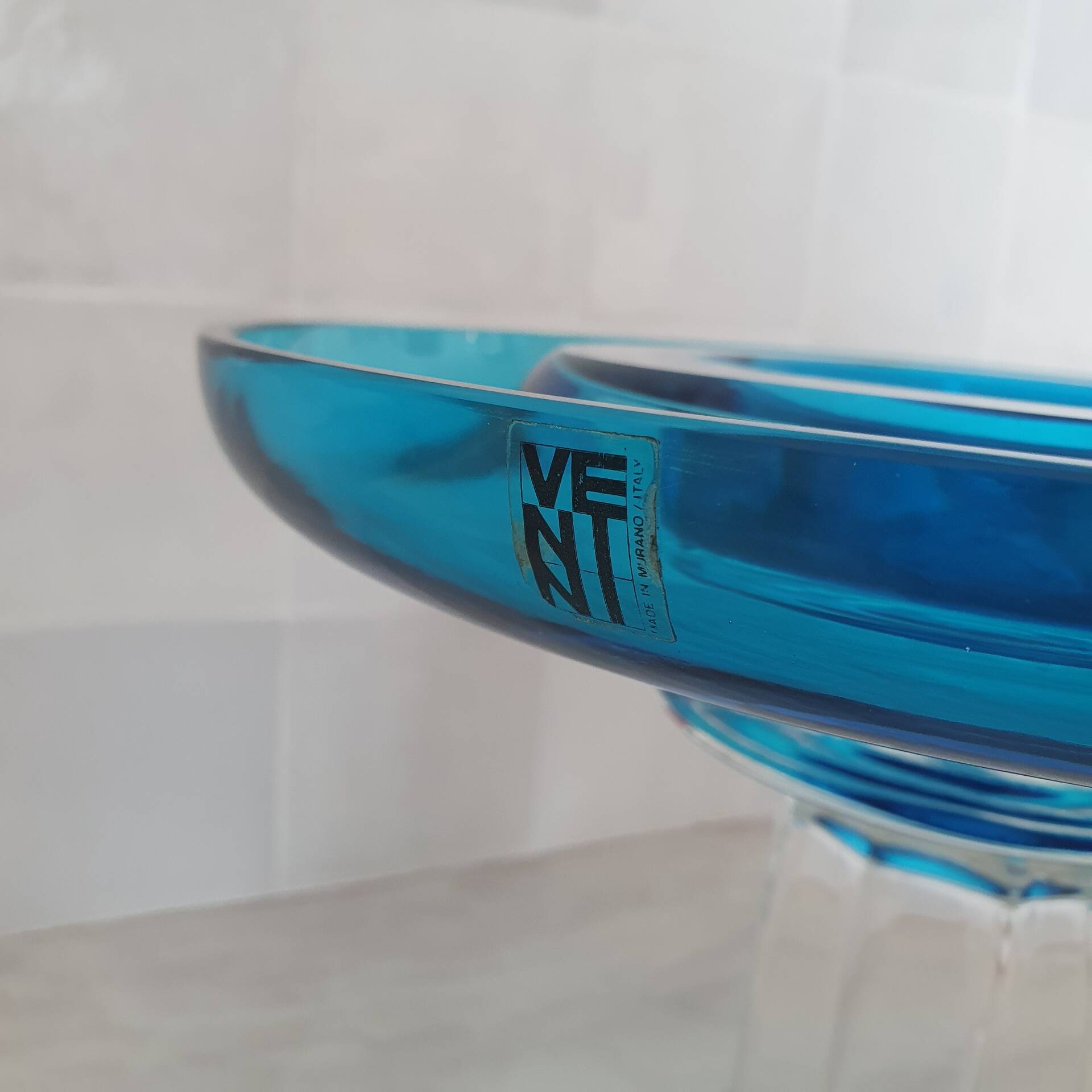 Round blue Murano glass bowl by Venini / signed