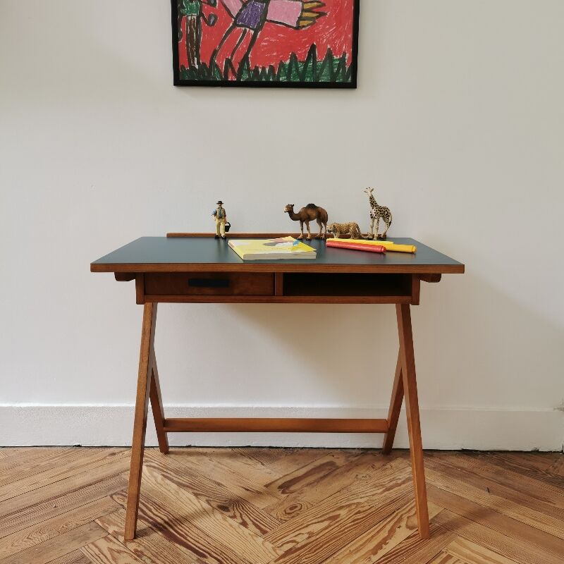 Children's desk style 60s