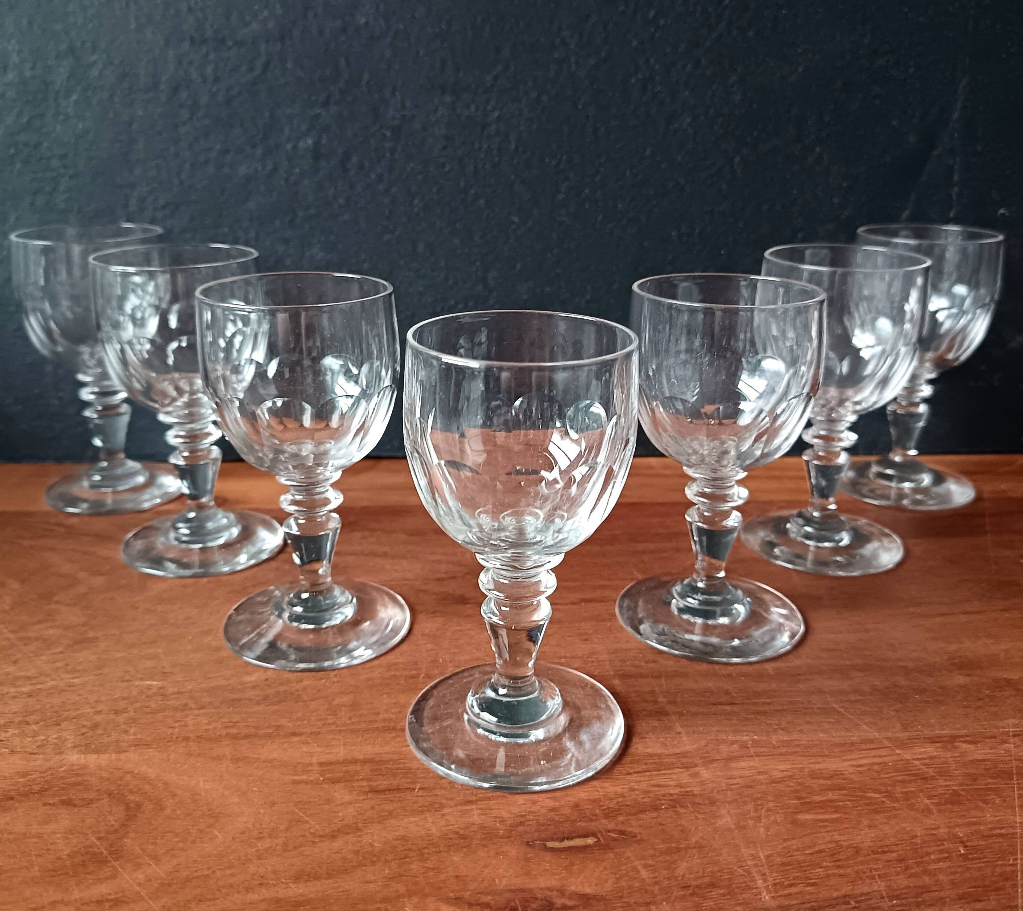 7 verres à apéritif vintage, France