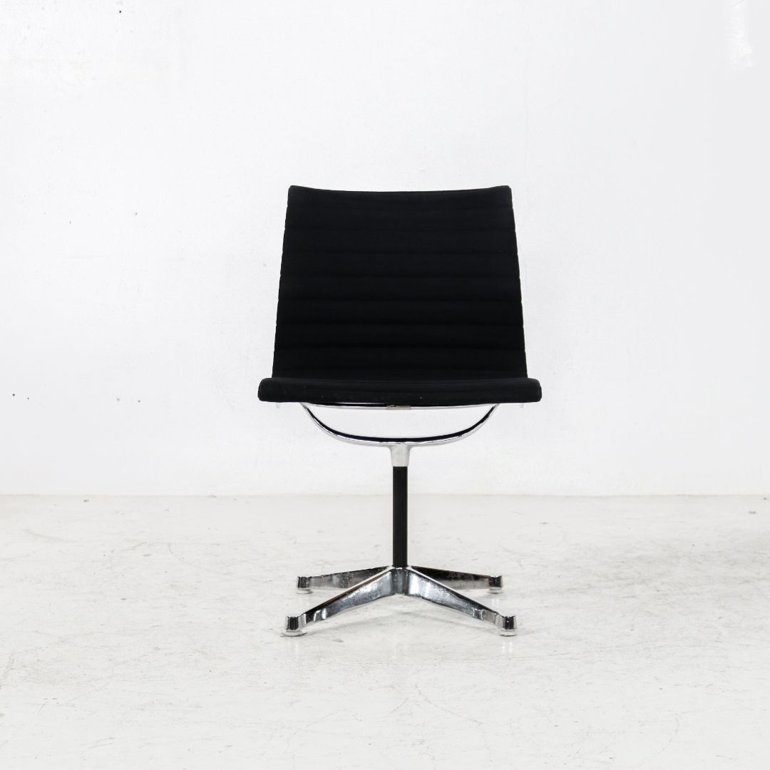 EA105 Alu chair by Charles & Ray Eames for Herman Miller 1970s