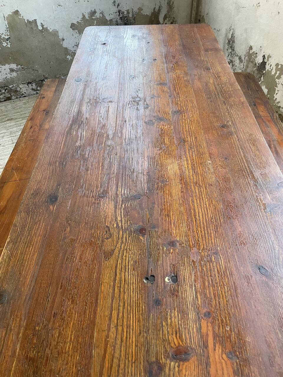 Guinguette table and its 2 benches