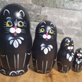 Poupées "un chat noir"