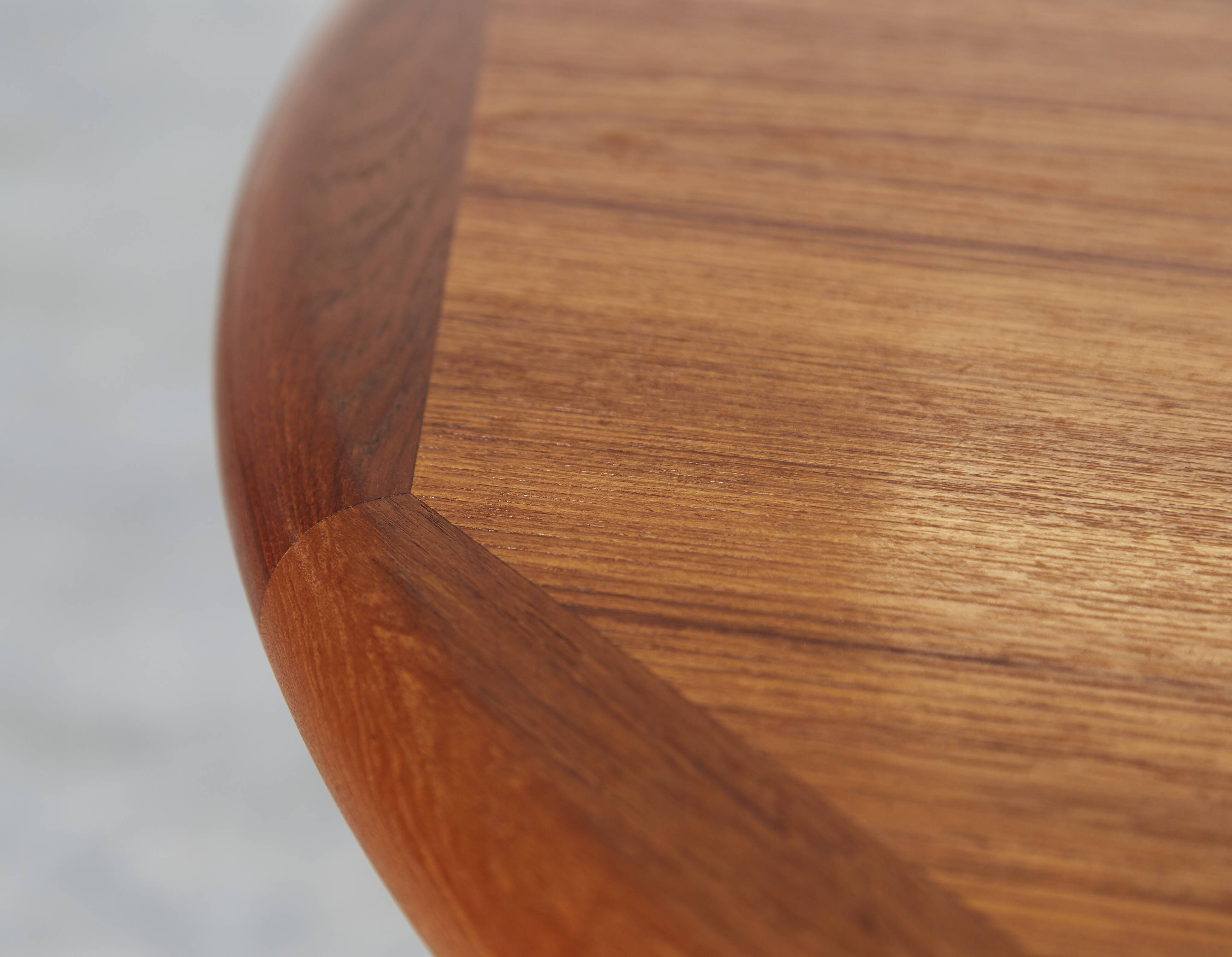 Table à manger en teck du milieu du siècle par Falster Møbelfabrik