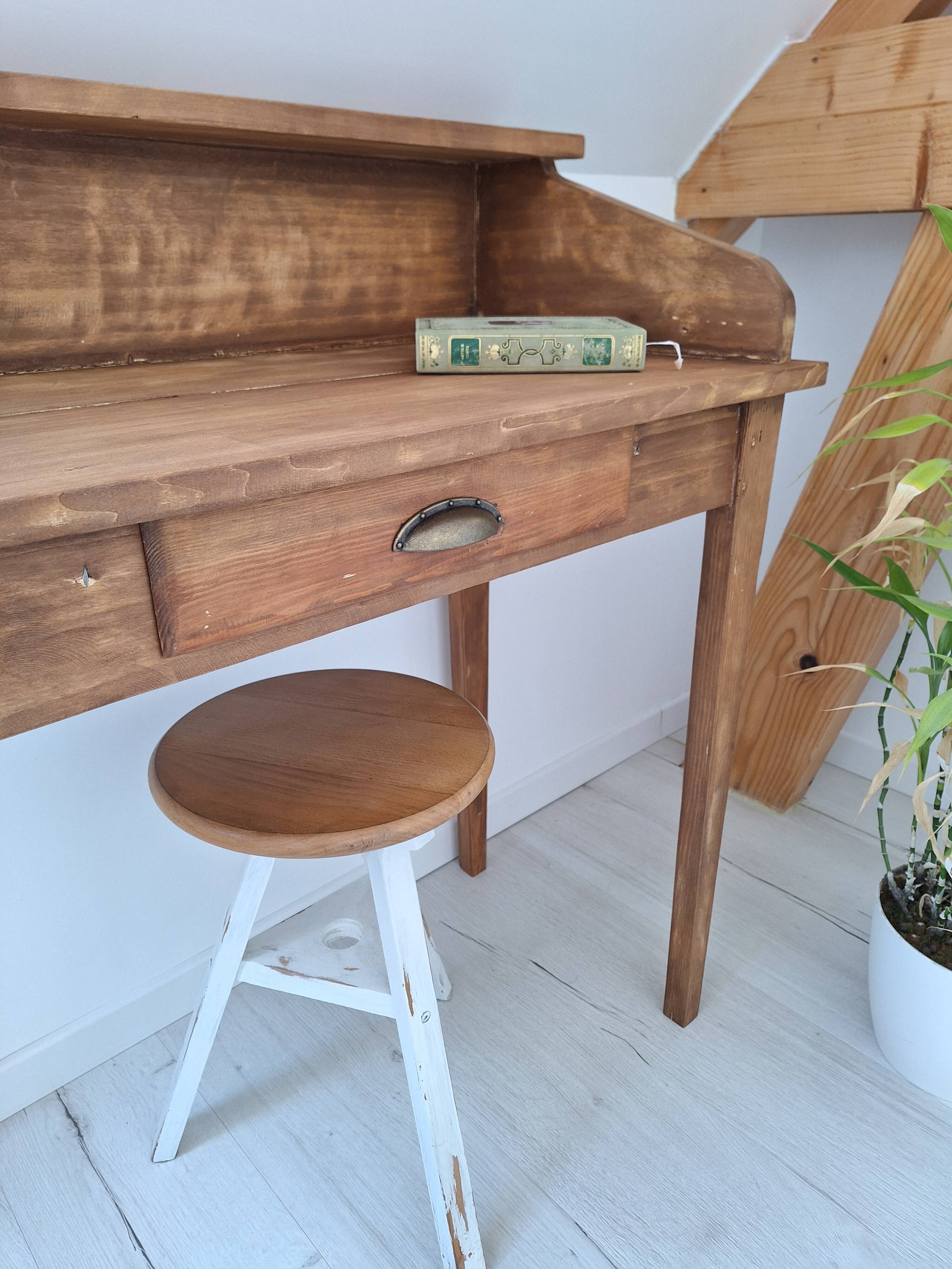Solid wood tiered desk in a country style