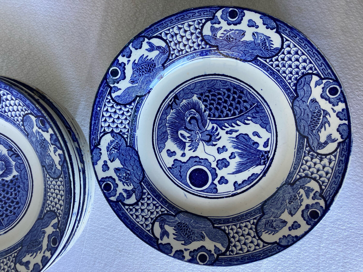 16 table plates Longwy, Fish model