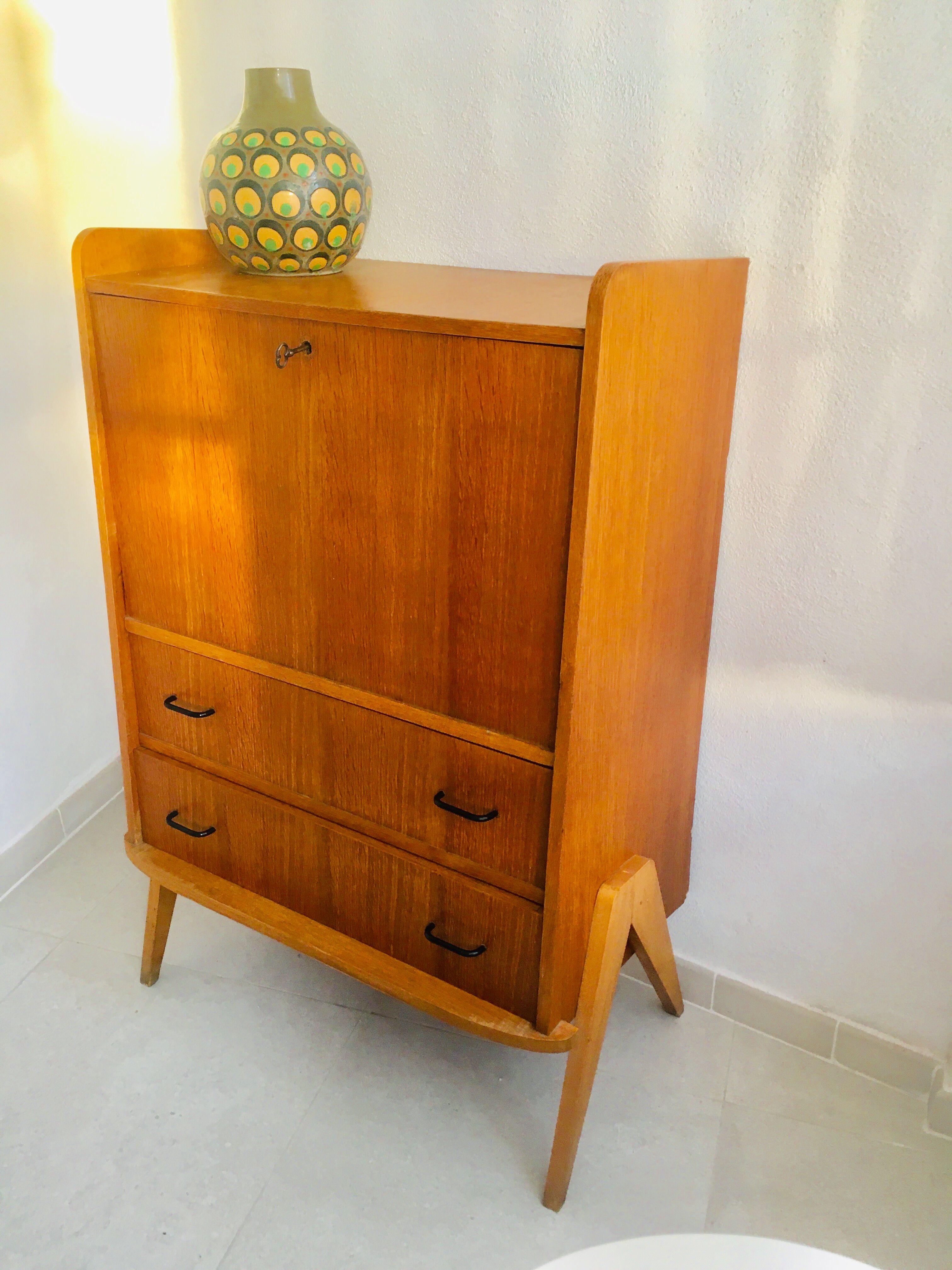 Secretary 50s